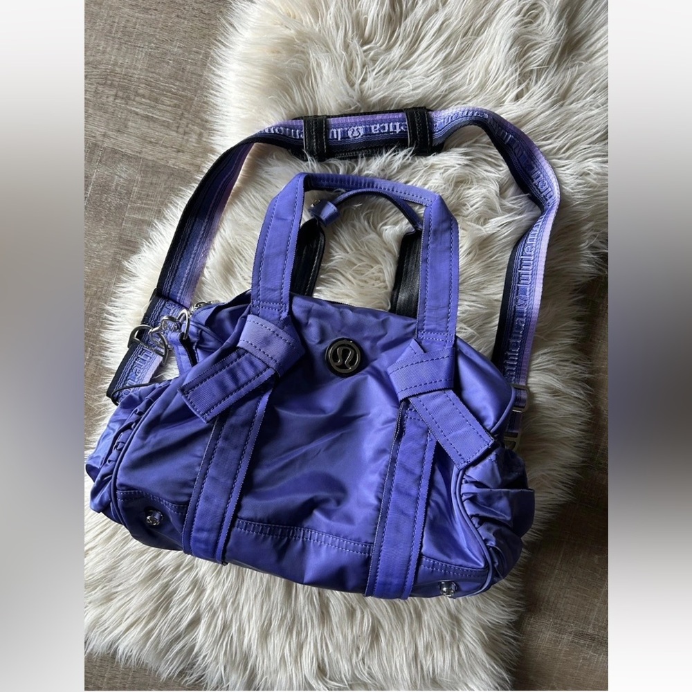 Lululemon DTB Duffel Bag Purple Carry On Gym Travel Weekender Colorful Rare MINT - Picture 1 of 11